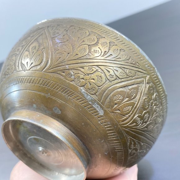 Antique Brass Round Bowl, Handcrafted Small Vessel, Vintage Solid Metal Dish, De - Picture 2 of 10